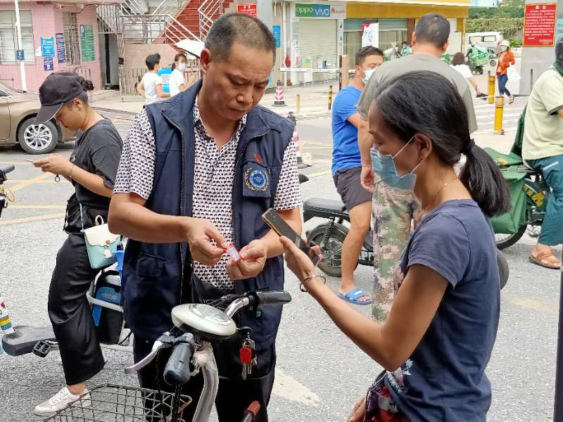 快印客“车贴码”助力整治电动车乱停乱充电现象